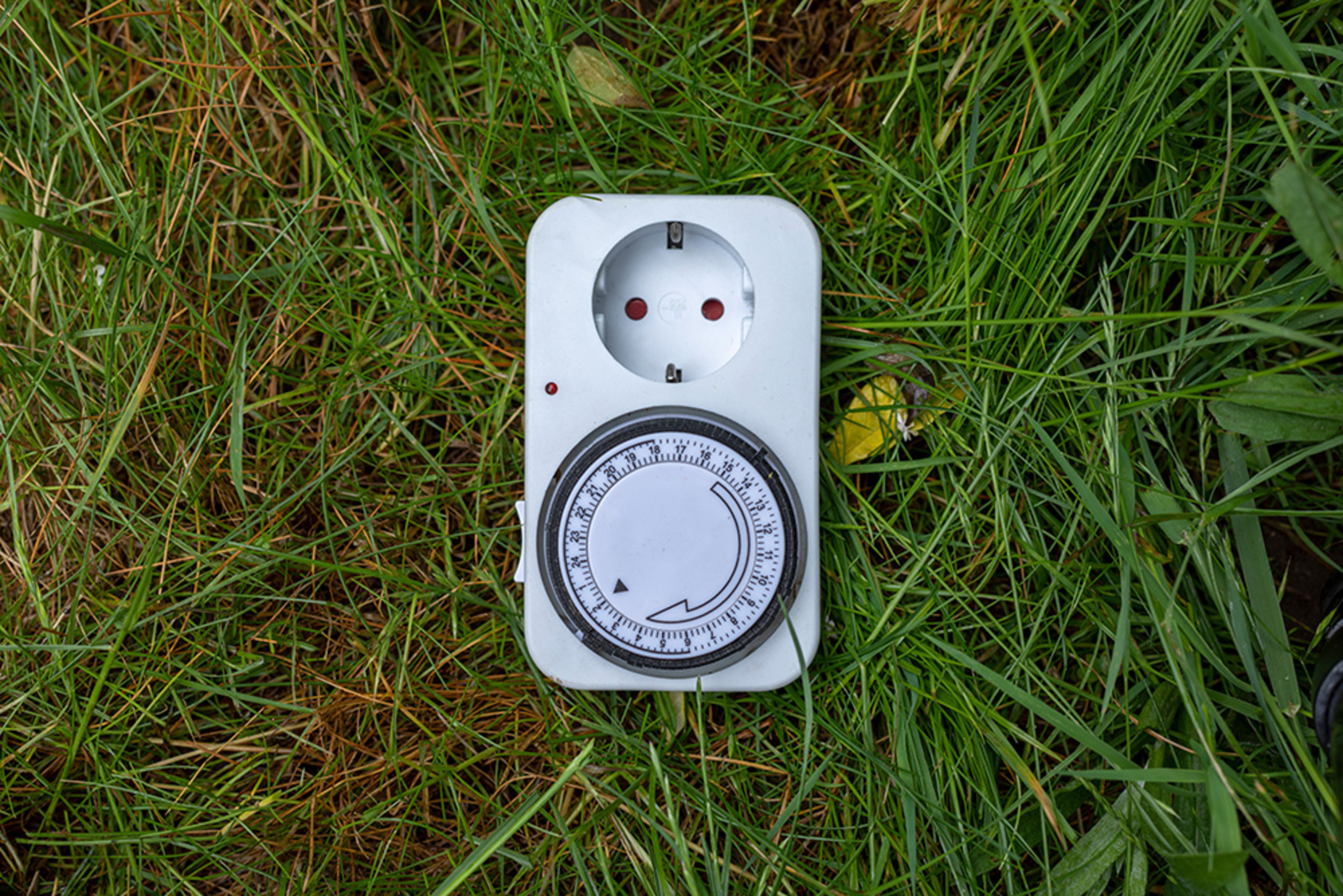 Zeitschalt&shy;uhren bei Muster Elektro in Musterstadt